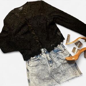 Dressbarn Black Floral Lace Scallop Hem Cardigan Sweater XS